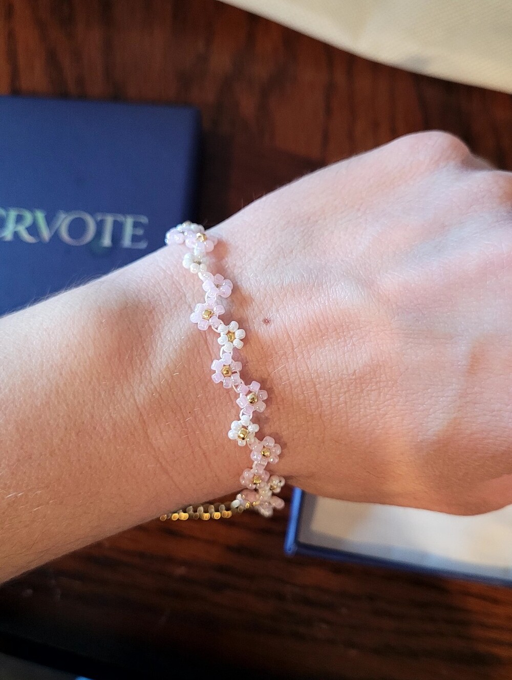 Crvote 18k Gold Plated Beaded Daisy Flower Braclet